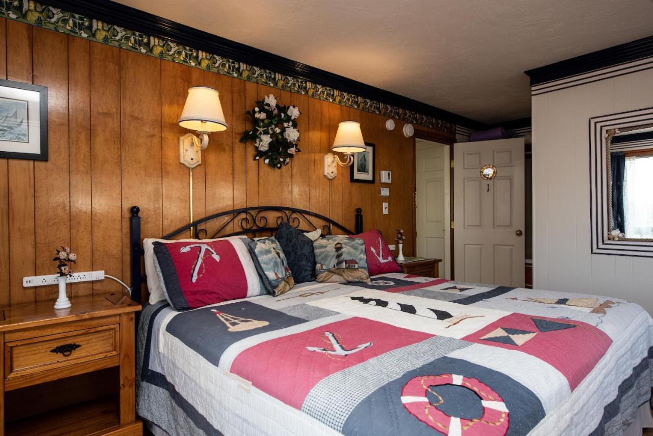 A Cape Cod Ocean Manor Inn Hyannis Bagian luar foto